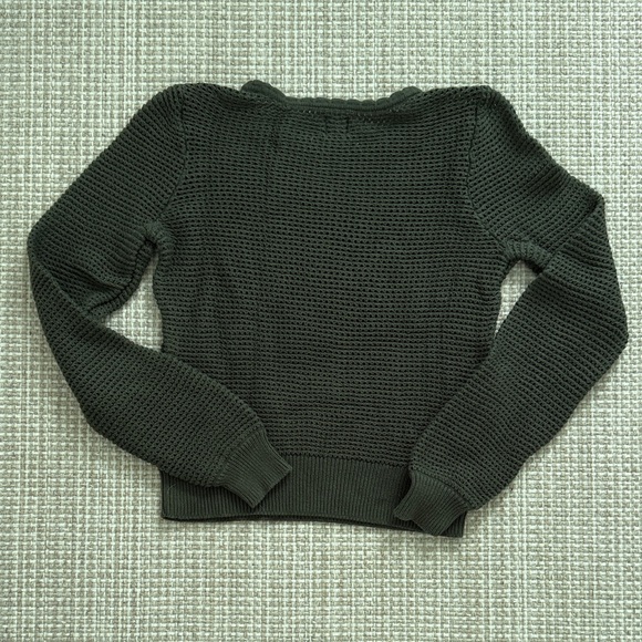 GAP Women's Olive Sweater Size Medium - Picture 3 of 4